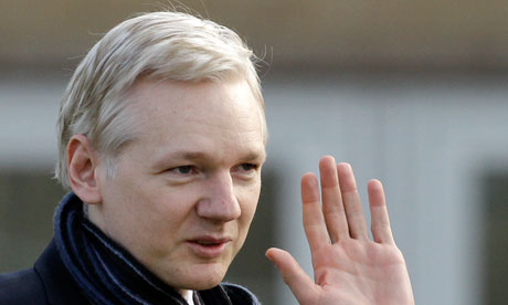Kniha a film o WikiLeaks